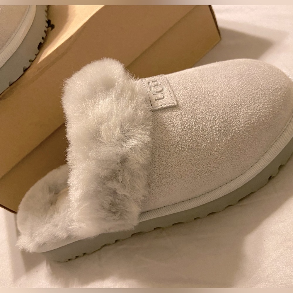Women’s Ugg Cozy Slipper